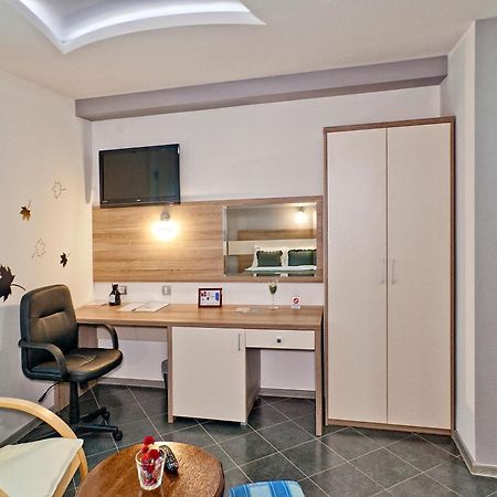 Garni Hotel Lama Kragujevac Dış mekan fotoğraf