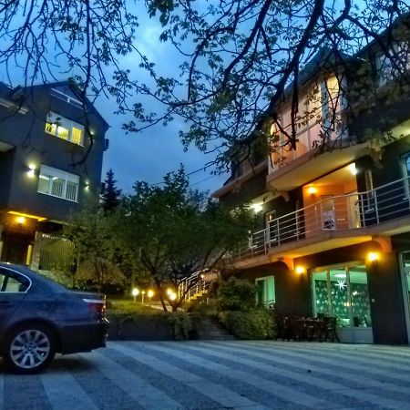 Garni Hotel Lama Kragujevac Dış mekan fotoğraf