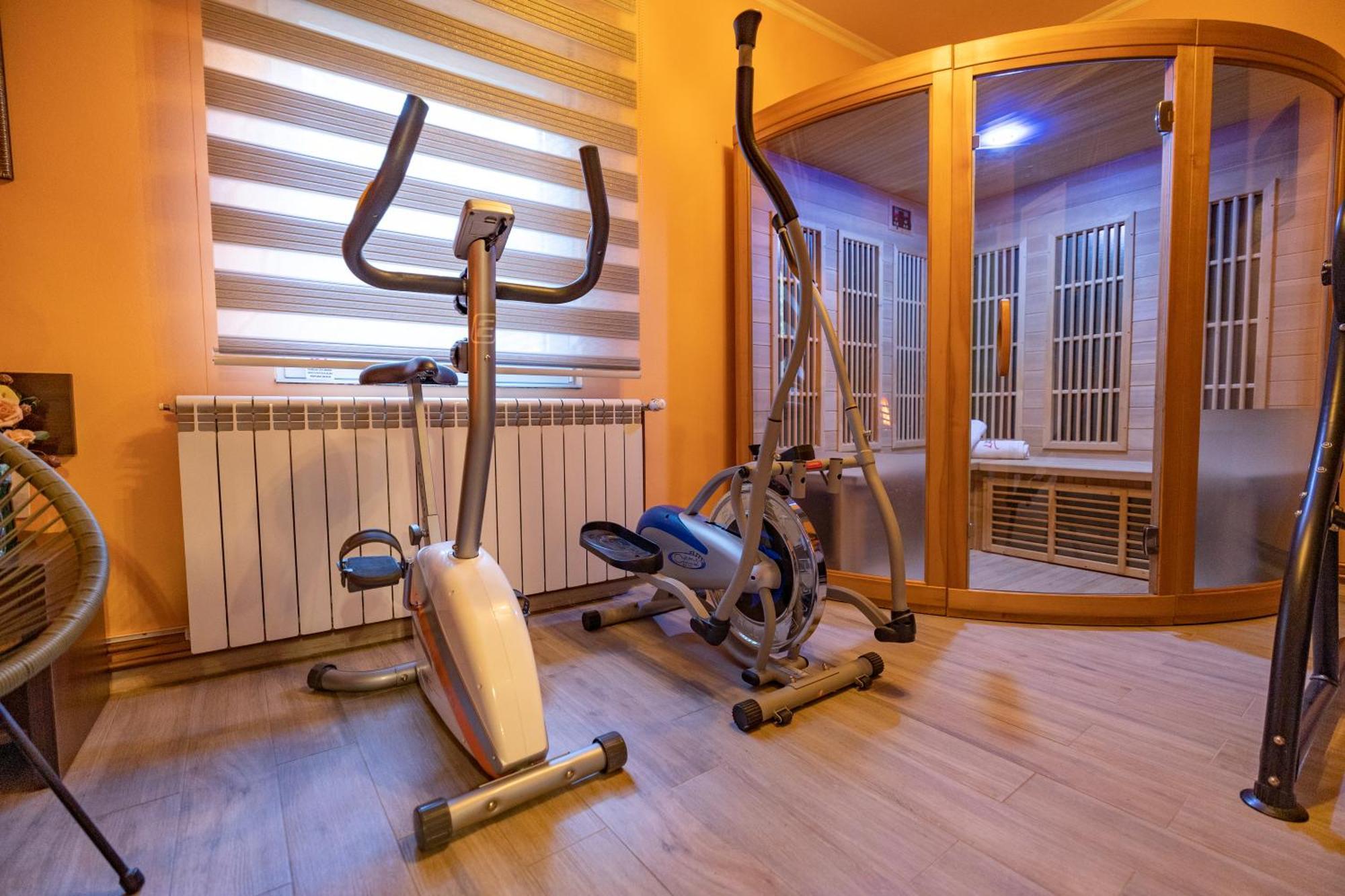 Garni Hotel Lama Kragujevac Dış mekan fotoğraf