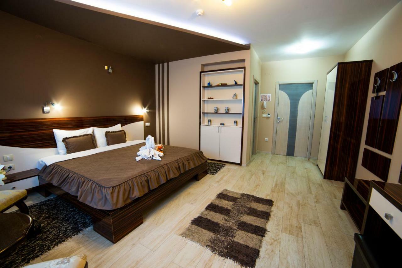Garni Hotel Lama Kragujevac Dış mekan fotoğraf