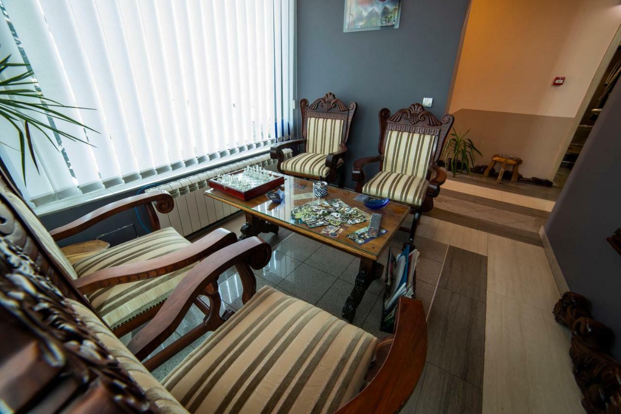 Garni Hotel Lama Kragujevac Dış mekan fotoğraf
